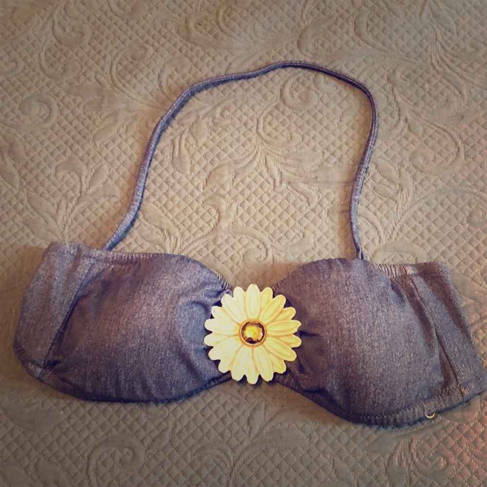 Victoria Secret Daisy swim top